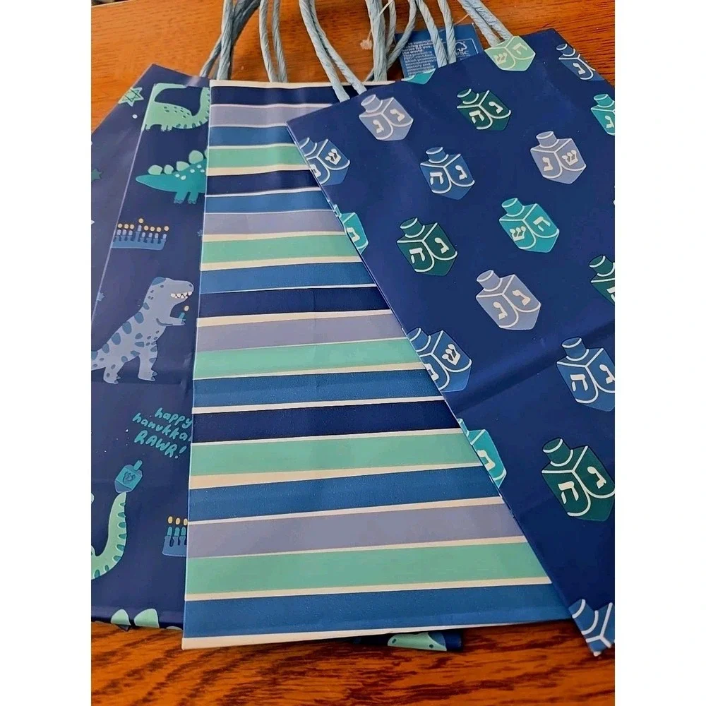Spritz Hanukkah Gift Bags - 3 Packs (10 Total) - Target - Menorah, Dreidel, Dino